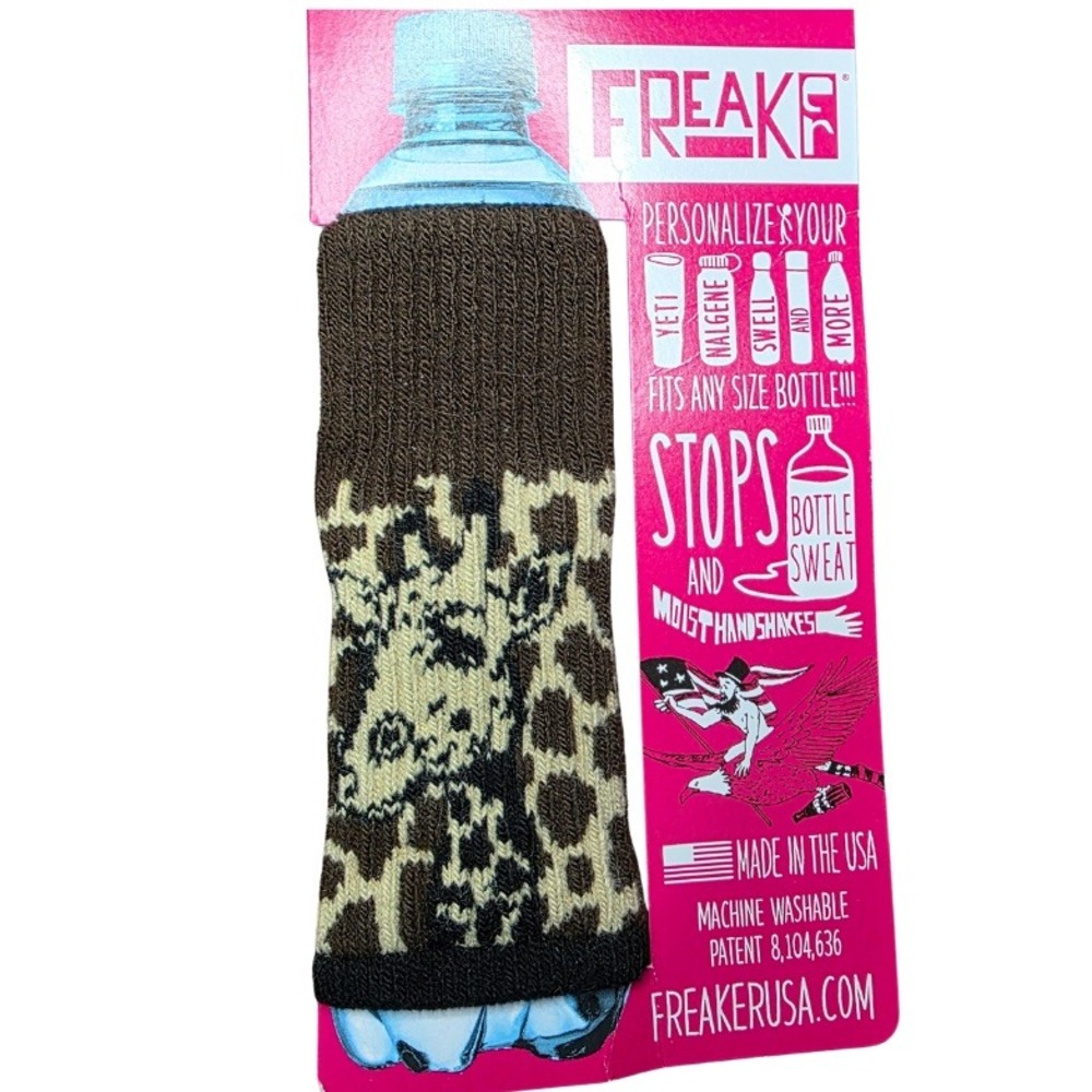 FREAKER Girl Neck Door Giraffe Bottle‎ / Can Koozie Insulator Sweater NWT